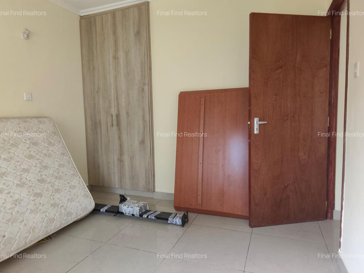 2 Bed Apartment with En Suite in Parklands - 7