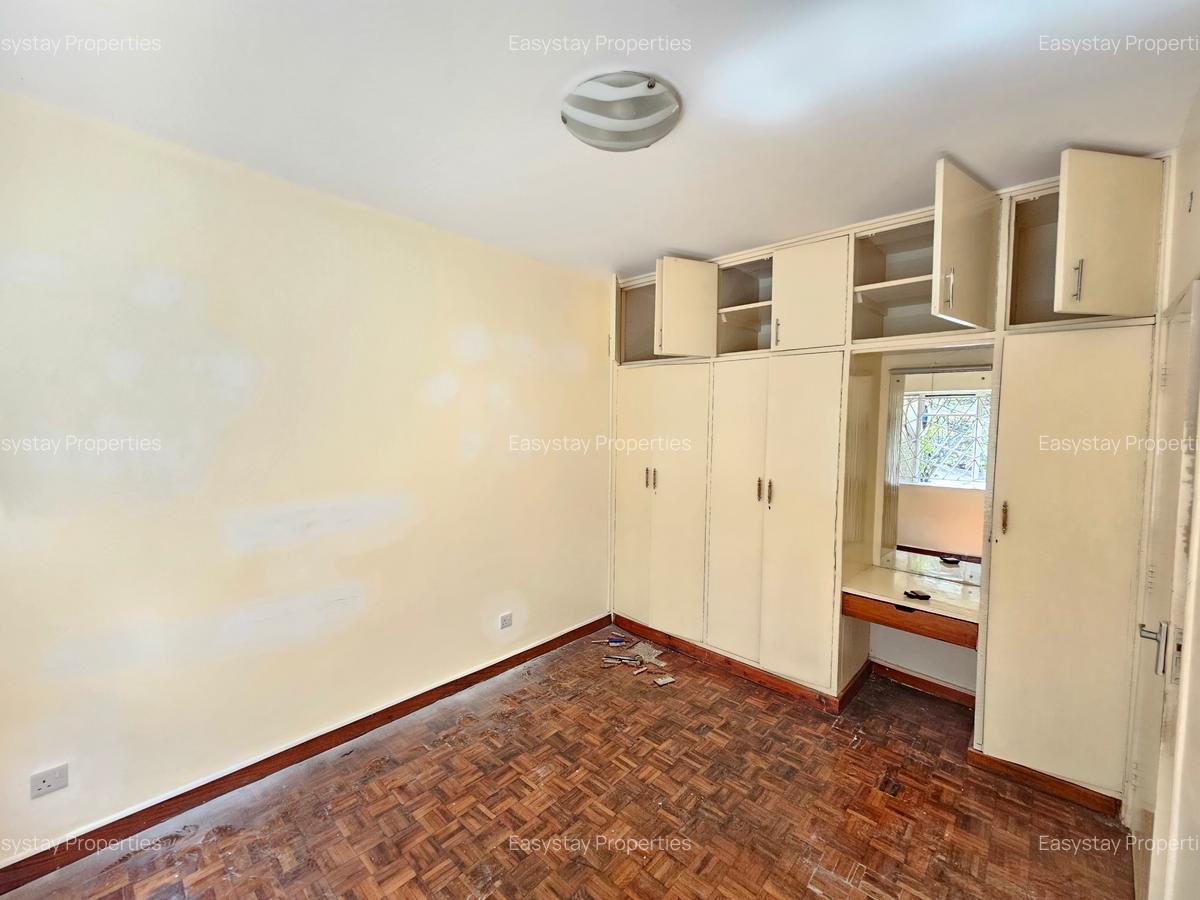 4 Bed Townhouse with En Suite in Kilimani - 6