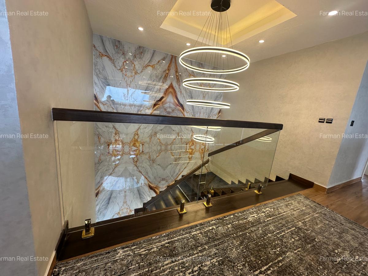 5 Bed Apartment with En Suite in Westlands Area - 8