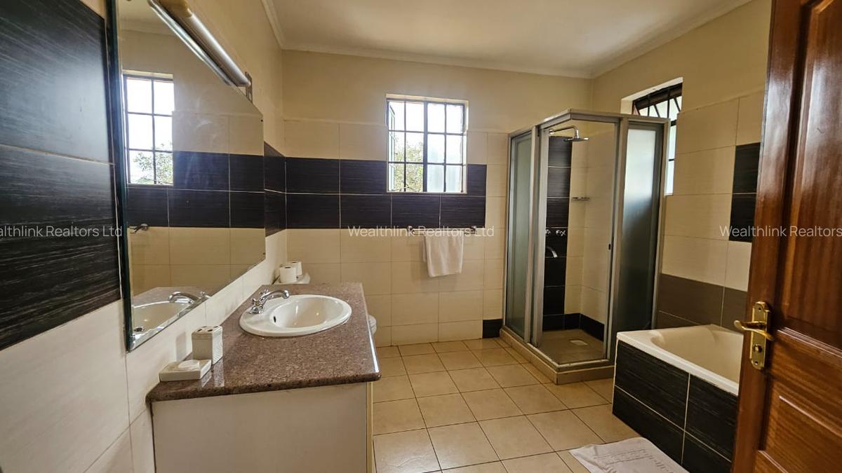 5 Bed House with En Suite at Gigiri - 4