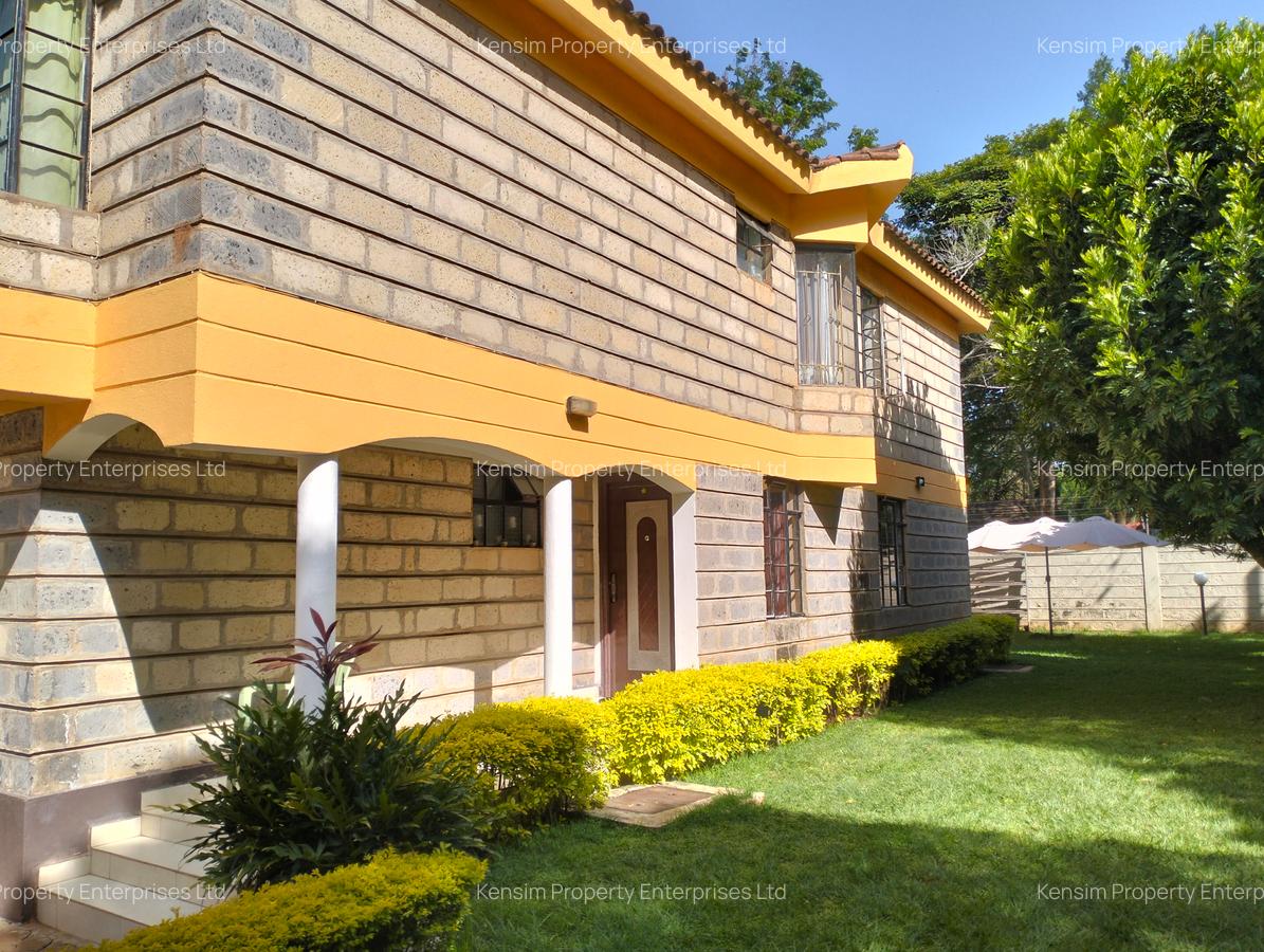 4 Bed Townhouse with En Suite in Lavington - 14