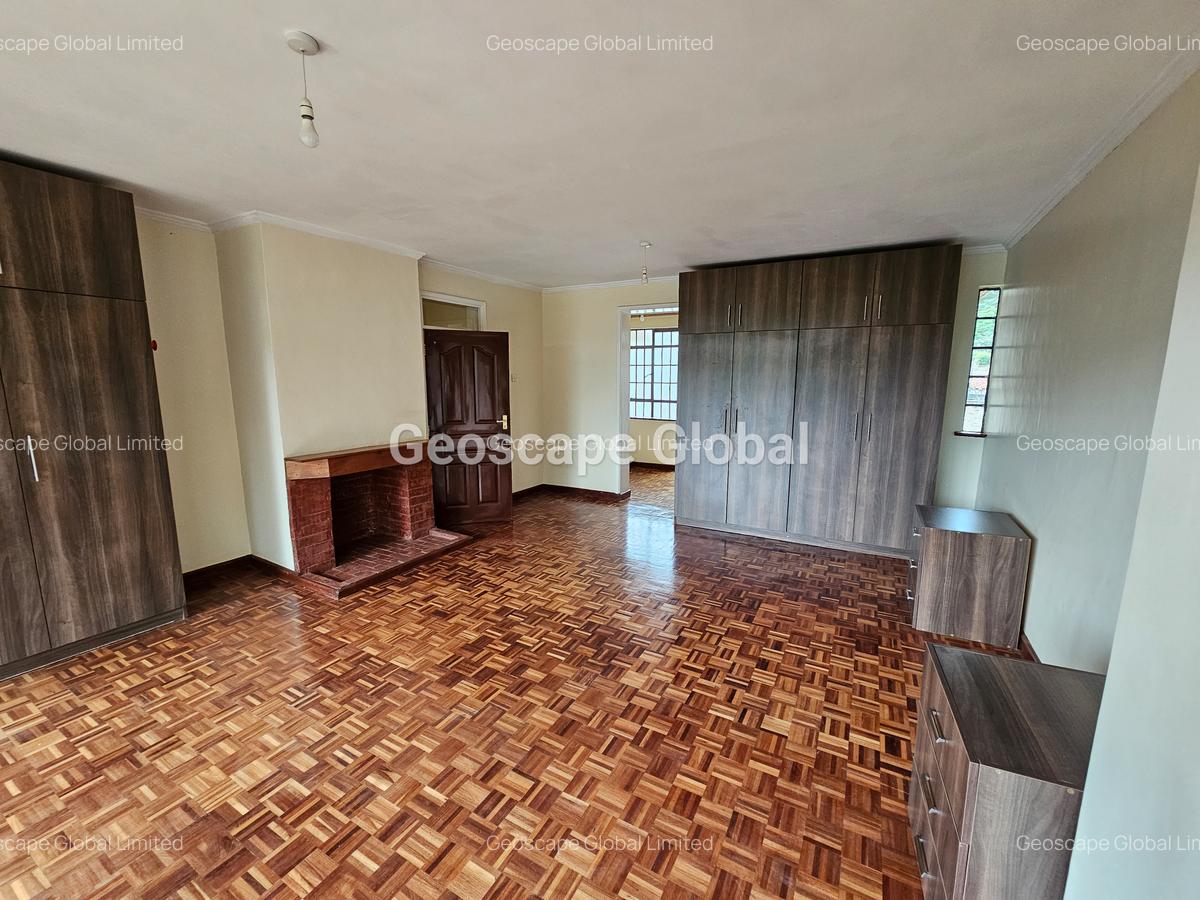 4 Bed House with En Suite in Kitisuru - 3