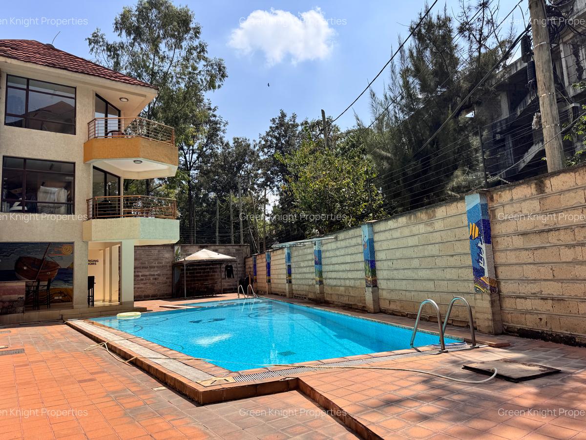 Serviced 3 Bed Apartment with En Suite in Kilimani - 5