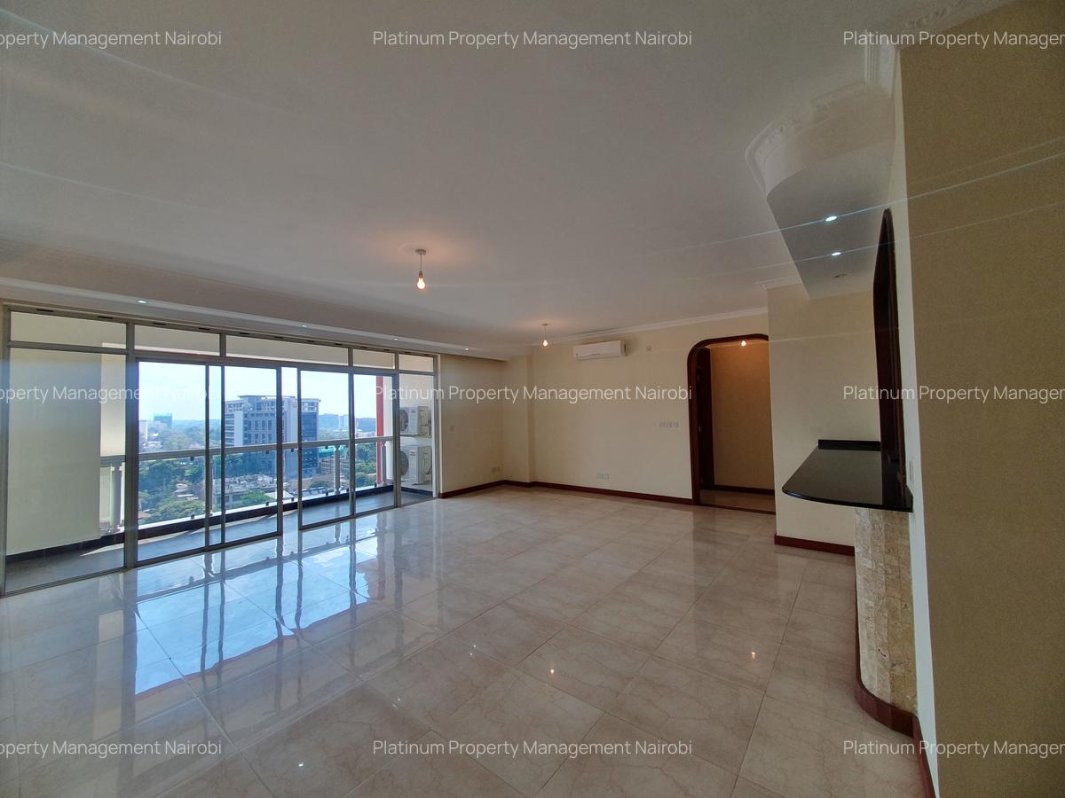 2 Bed Apartment with En Suite at Second Parklands - 1