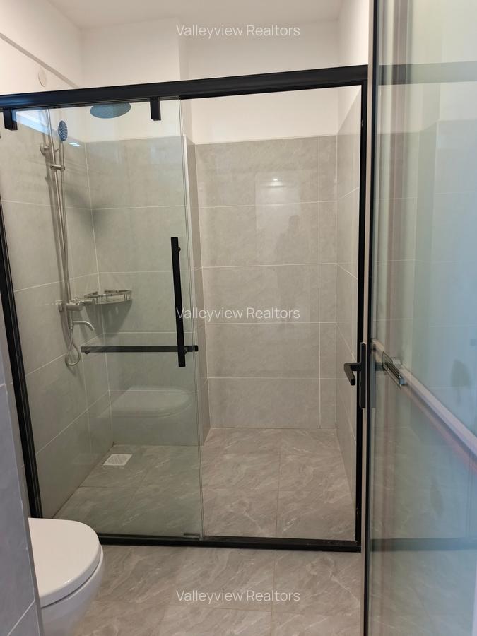 1 Bed Apartment with En Suite at Lavington - 8
