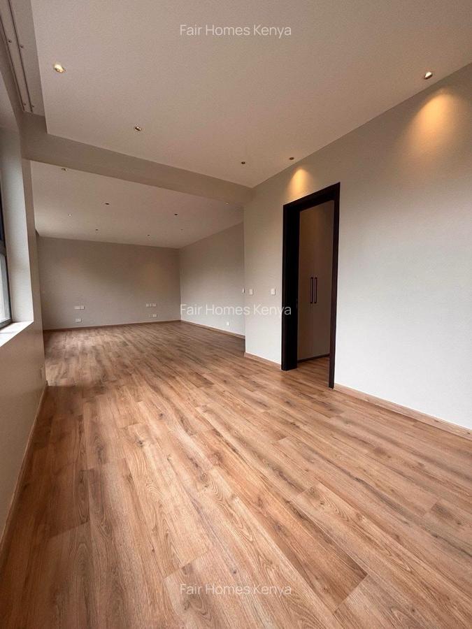5 Bed Townhouse with En Suite at Manyani East - 8