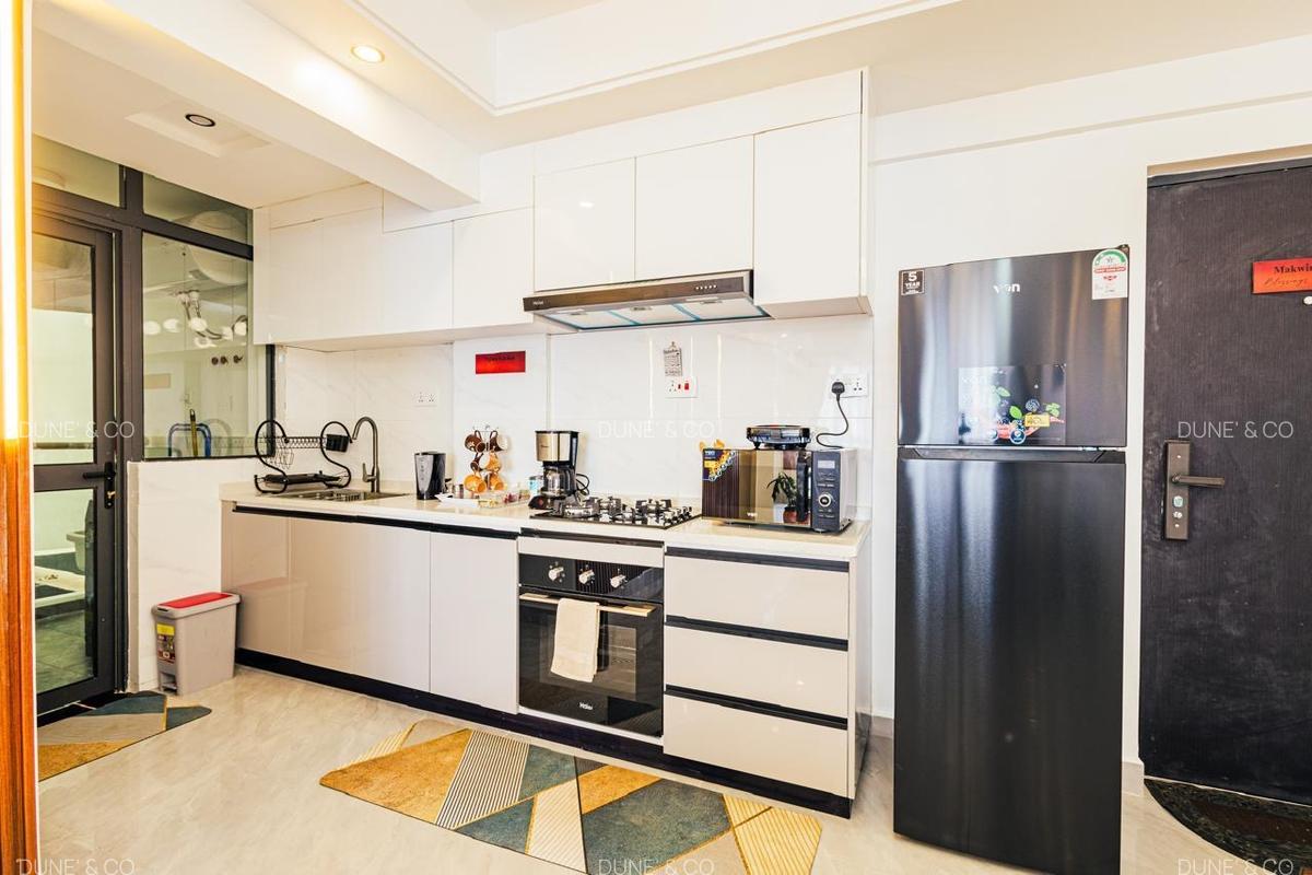 Serviced 3 Bed Apartment with En Suite in Westlands Area - 6
