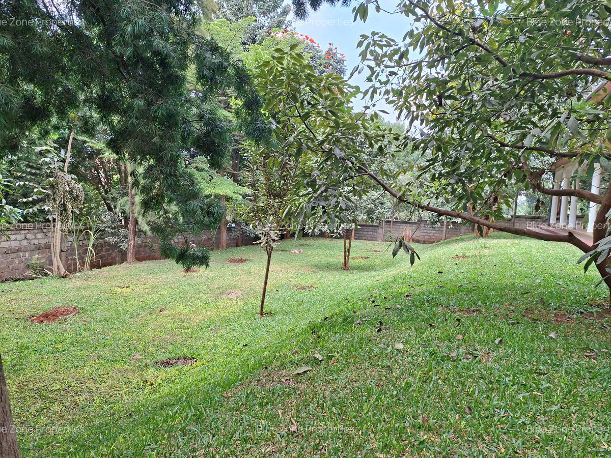 5 Bed Townhouse with En Suite at - 4