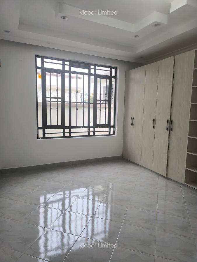 3 Bed House with En Suite in Ruiru - 7