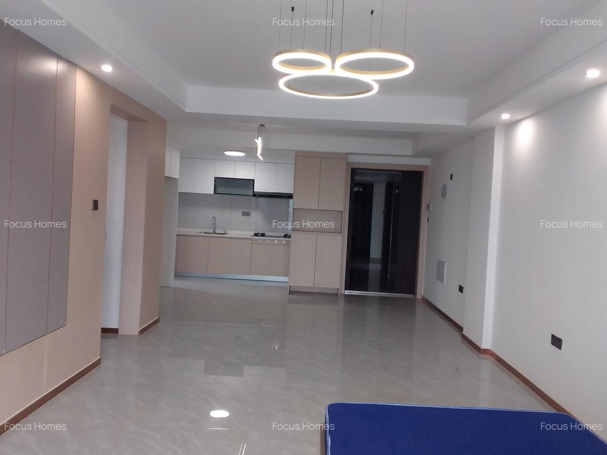 3 Bed Apartment with En Suite in Riverside - 9