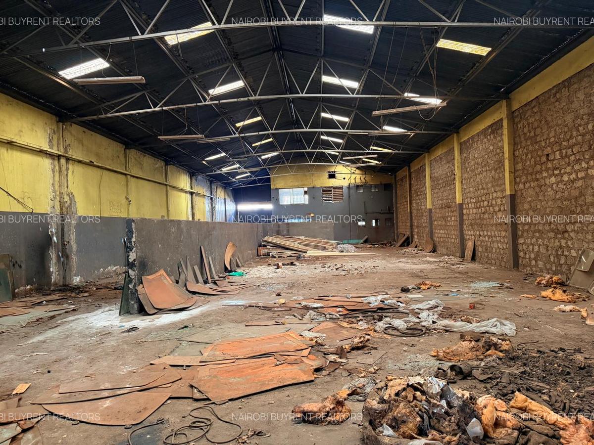 Warehouse with Fibre Internet in Industrial Area - 5