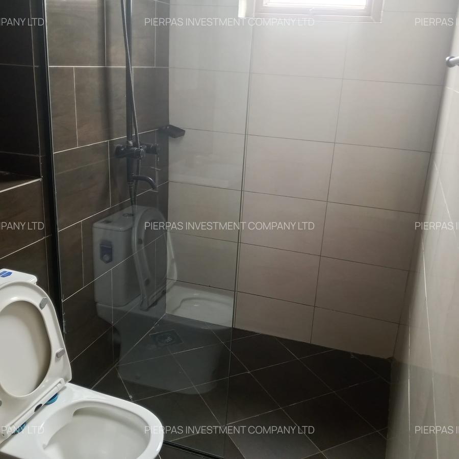 3 Bed Apartment with En Suite in Westlands Area - 12