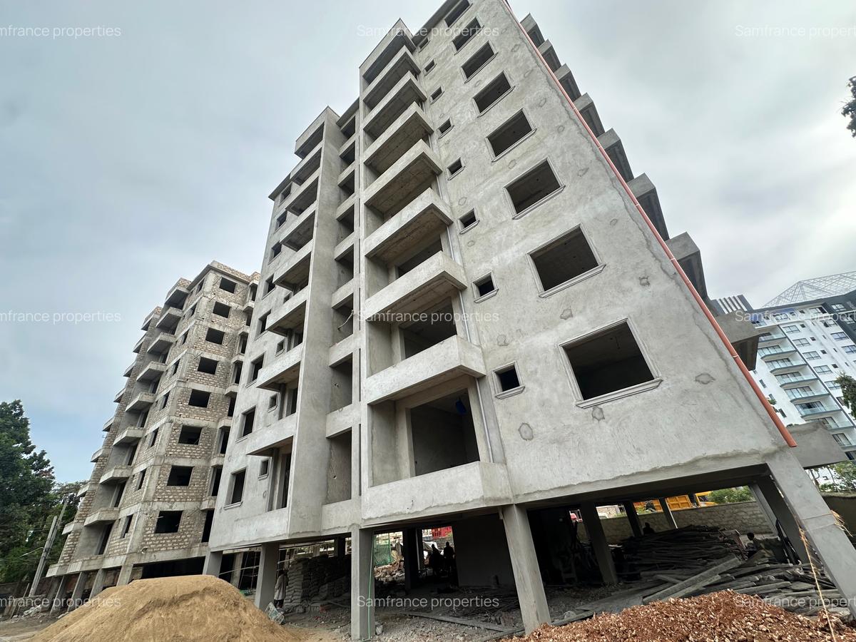 Serviced 3 Bed Apartment with Swimming Pool at Moyne Drive - 6