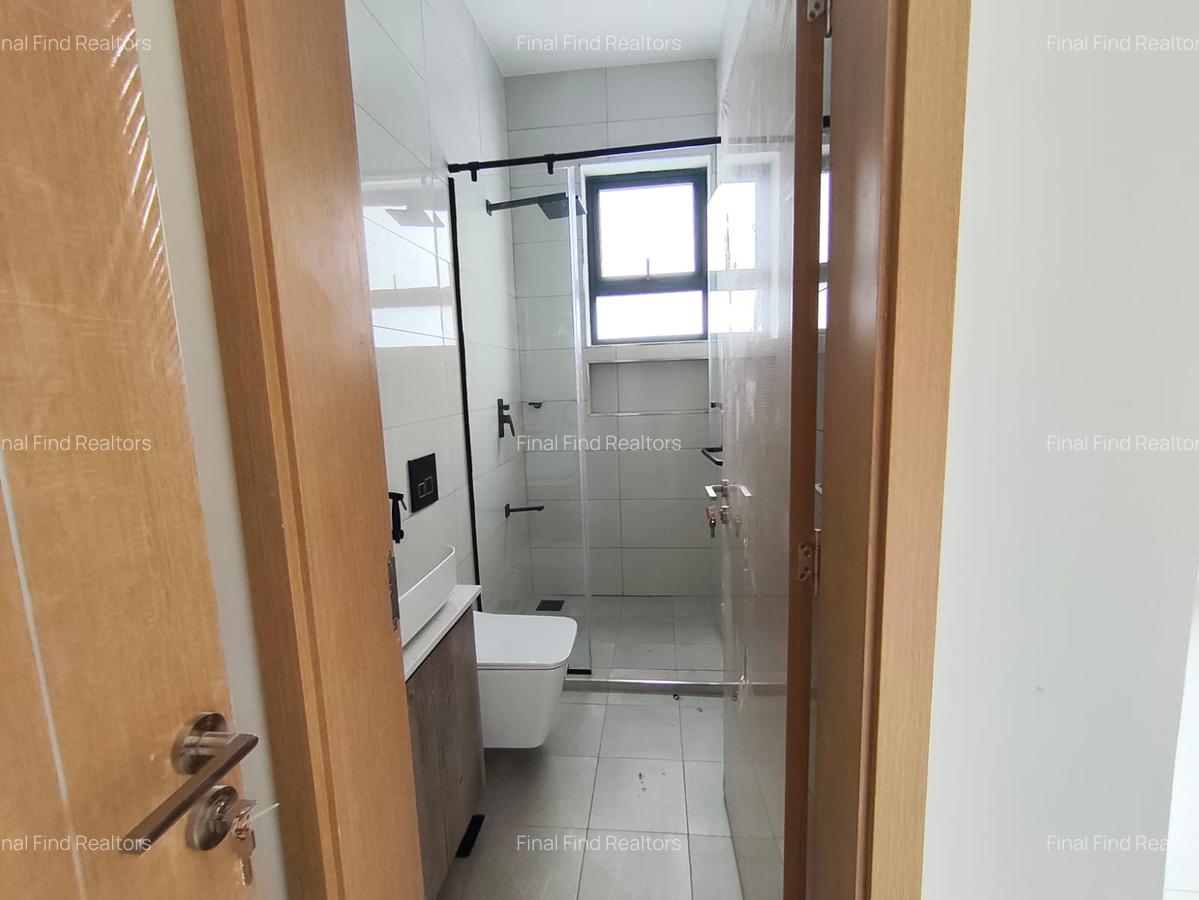 3 Bed Apartment with En Suite in Brookside - 13