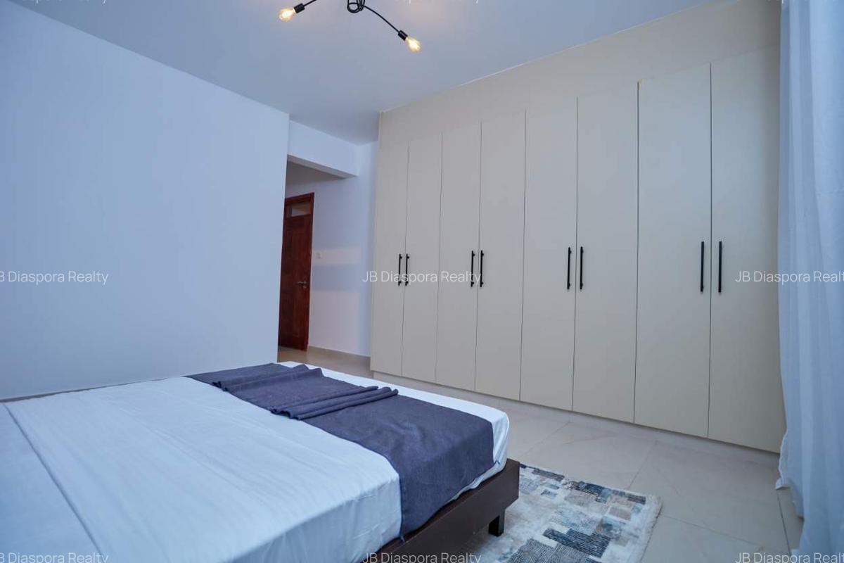 3 Bed Apartment with En Suite in Westlands Area - 12