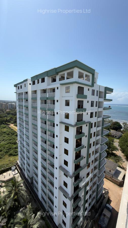 1 Bed Apartment with Swimming Pool in Nyali Area - 2