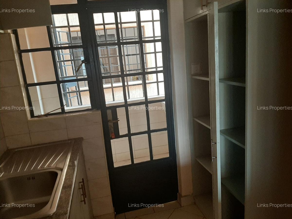 2 Bed Apartment with En Suite at Karen Hardy - 8
