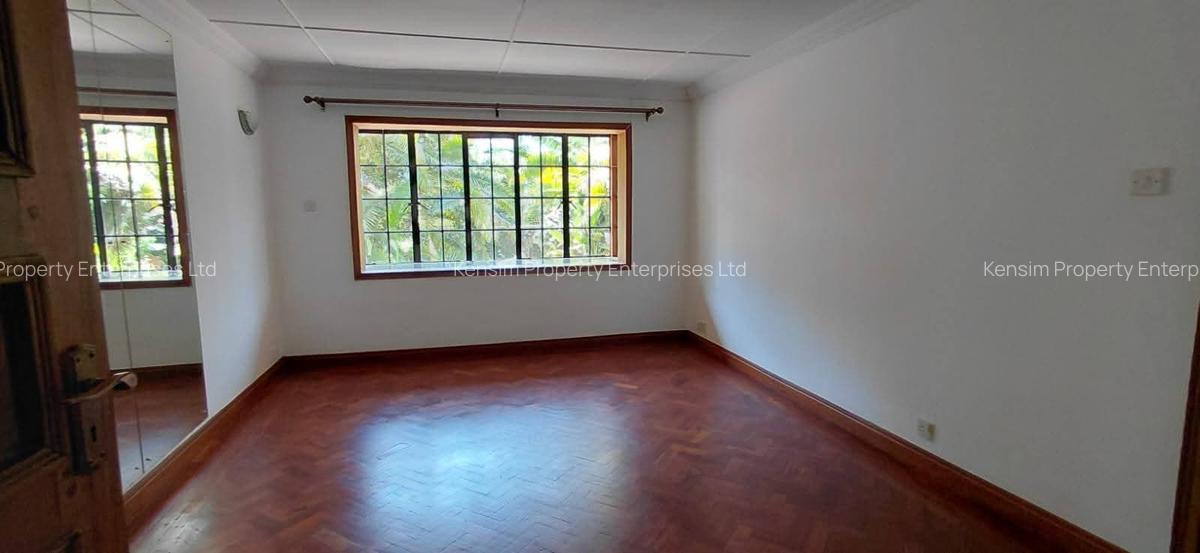 5 Bed Townhouse with En Suite in Runda - 11