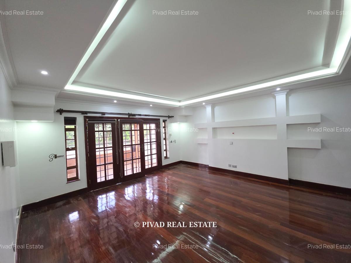 5 Bed House with Swimming Pool in Runda - 15