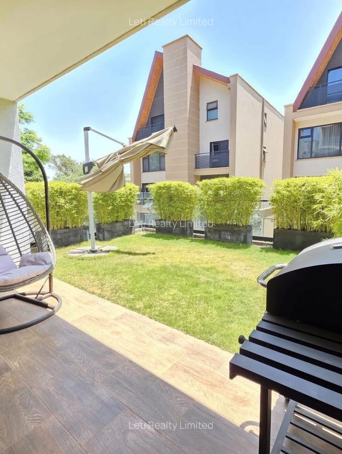 5 Bed Townhouse with En Suite in Lavington - 2