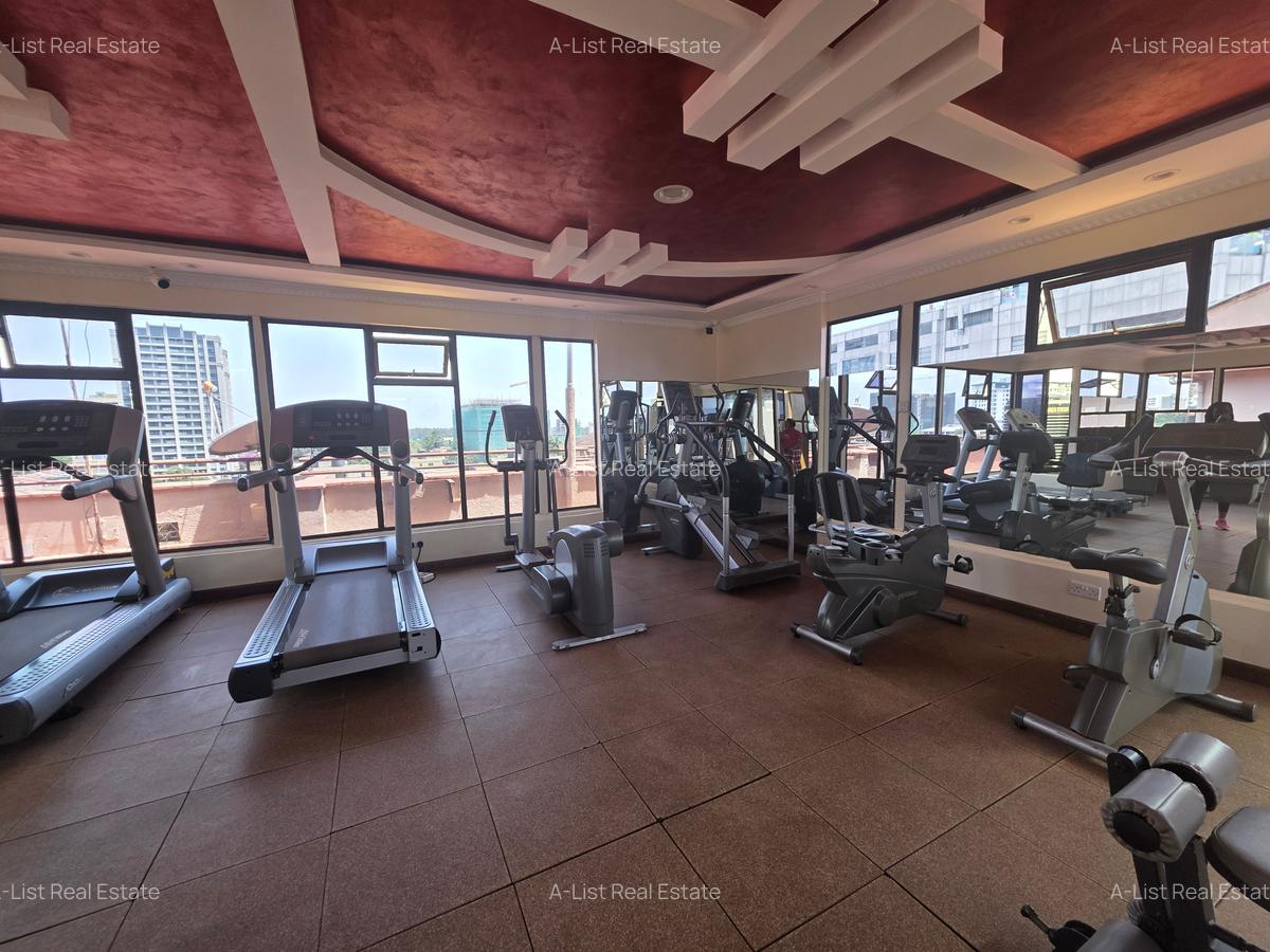 3 Bed Apartment with Lift at Brookside Drive - 17
