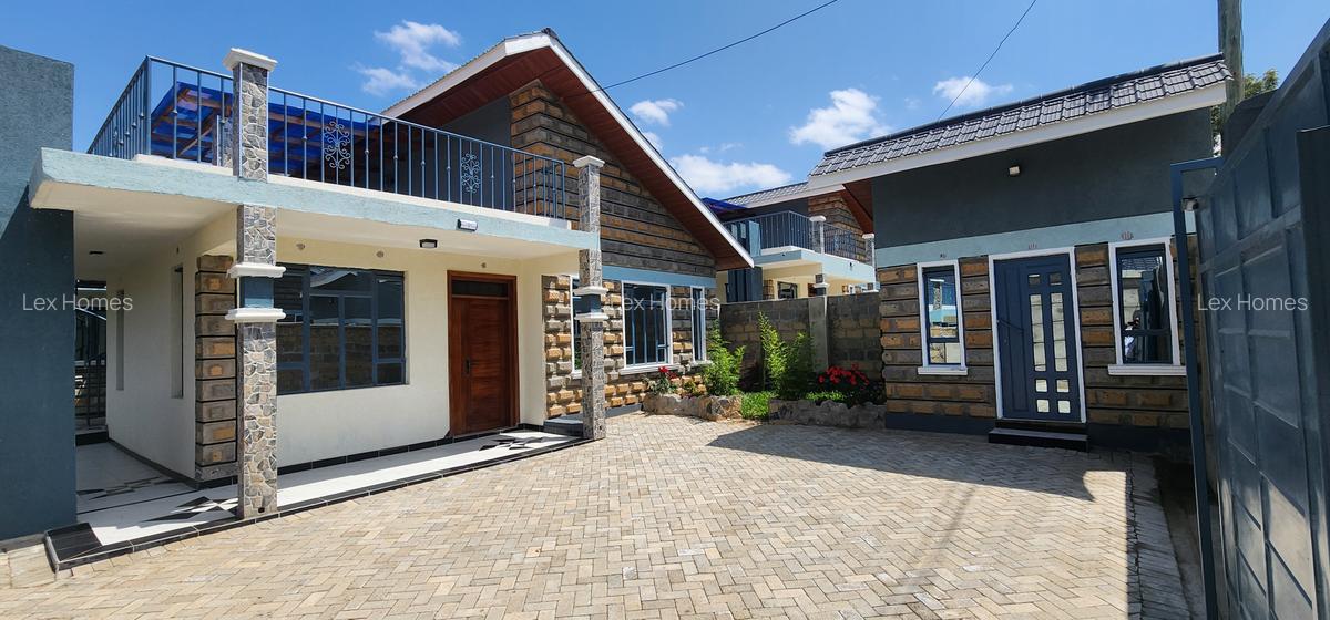 4 Bed House with En Suite at Rimpa Road - 2
