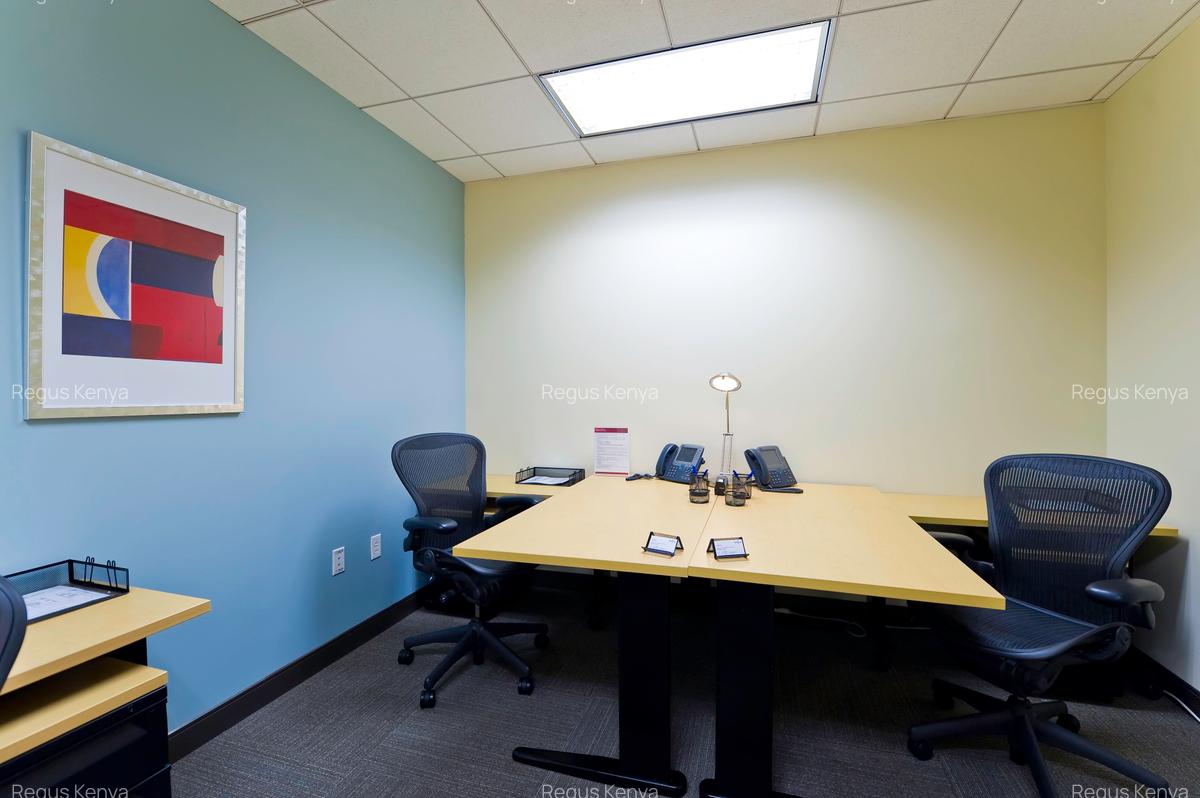 Furnished 15 m² Office with Service Charge Included at United Nations Crescent - 1