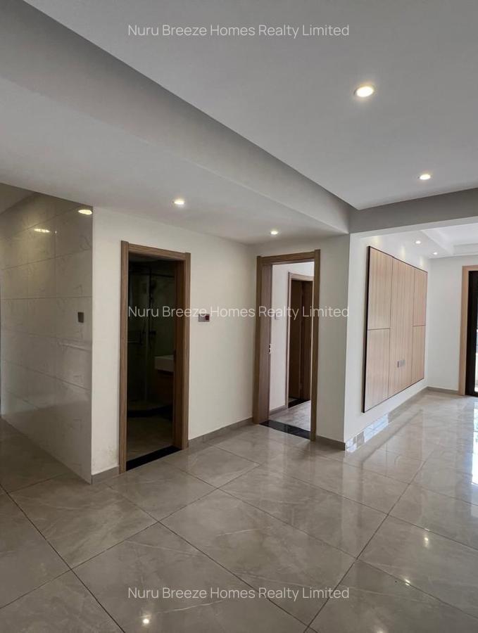 2 Bed Apartment with En Suite in Riverside - 2