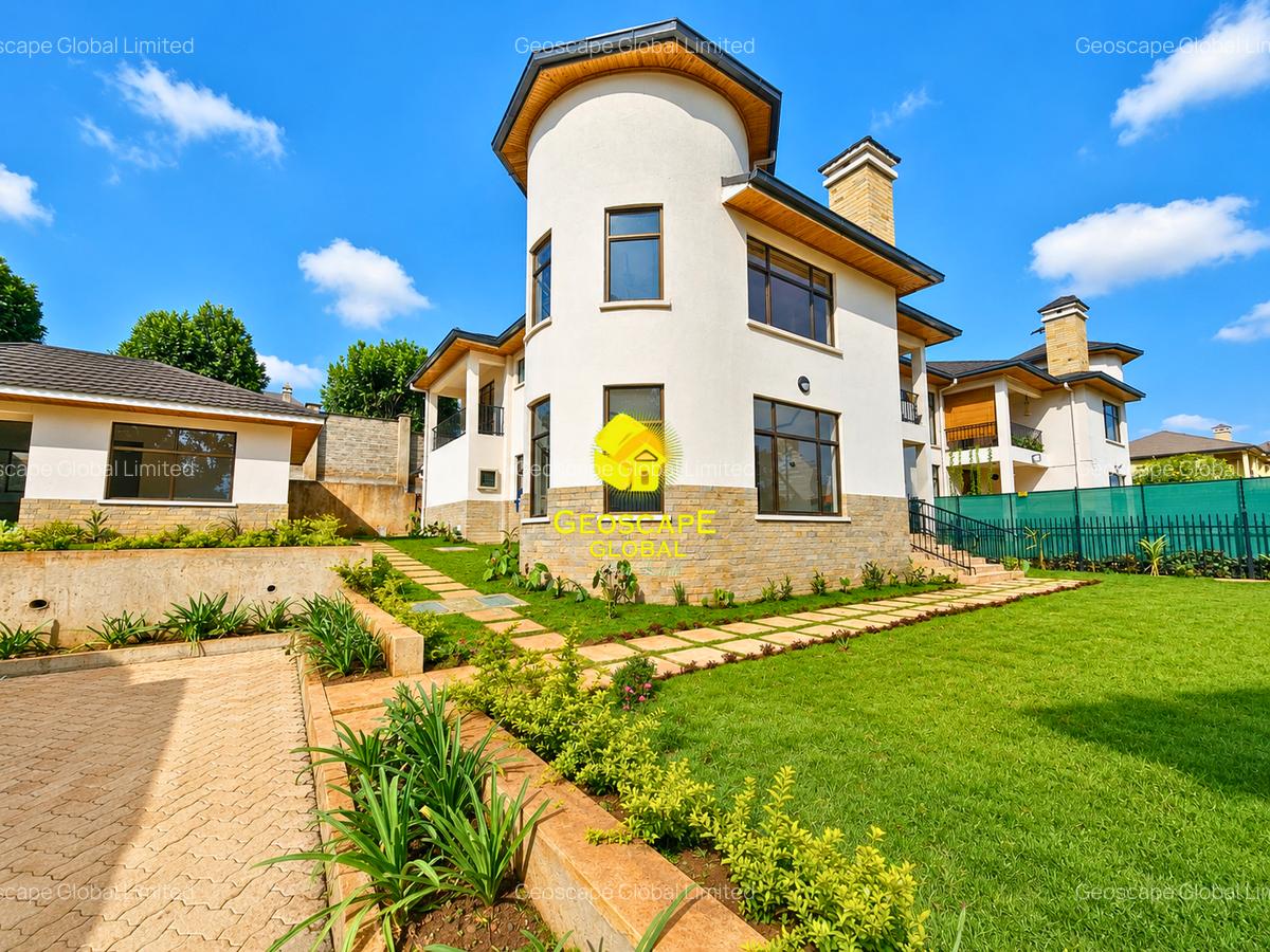5 Bed House with En Suite in Nyari - 1