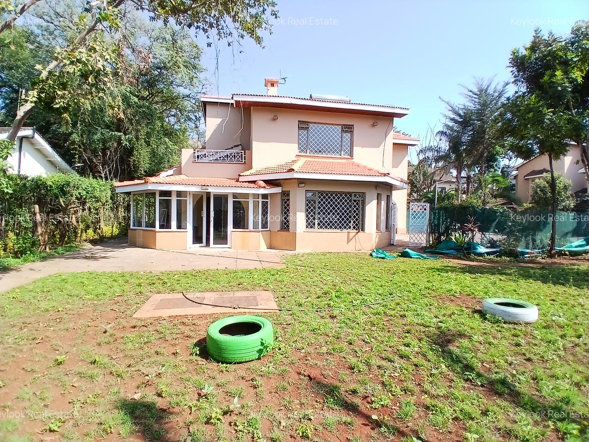 4 Bed Townhouse with En Suite at Lavington Green - 3