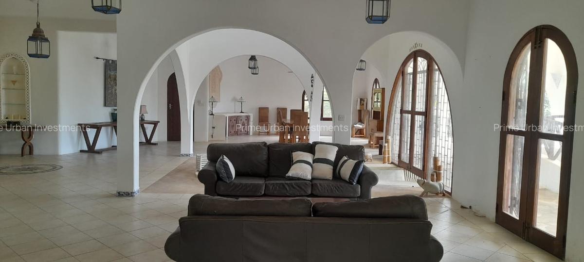 4 ac Land at Jacaranda Beach - 5