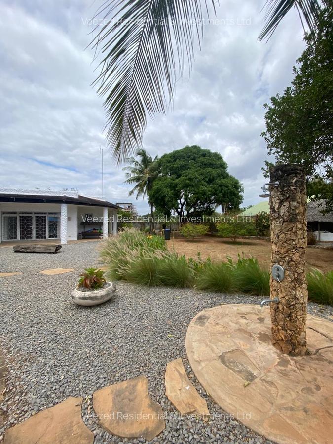 1.5 ac Land in Kikambala - 14