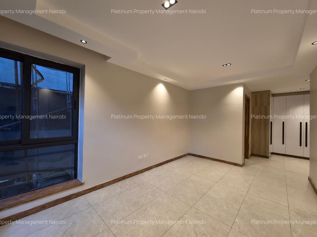 3 Bed Apartment with En Suite at Off Peponi Rd - 10
