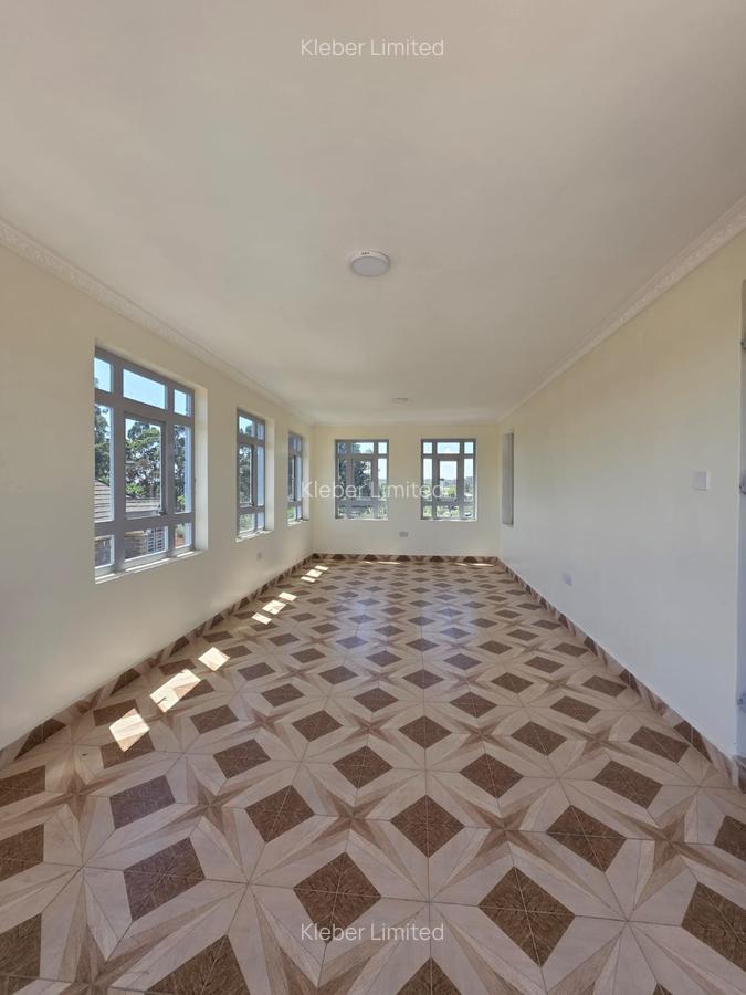 6 Bed House with En Suite in Gikambura - 17