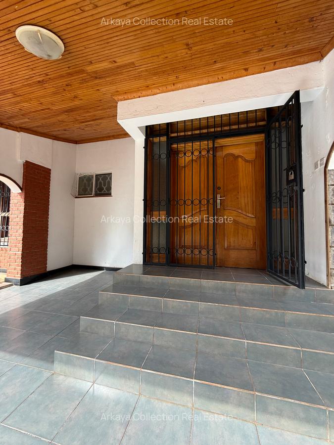 5 Bed House with En Suite in Gigiri - 2