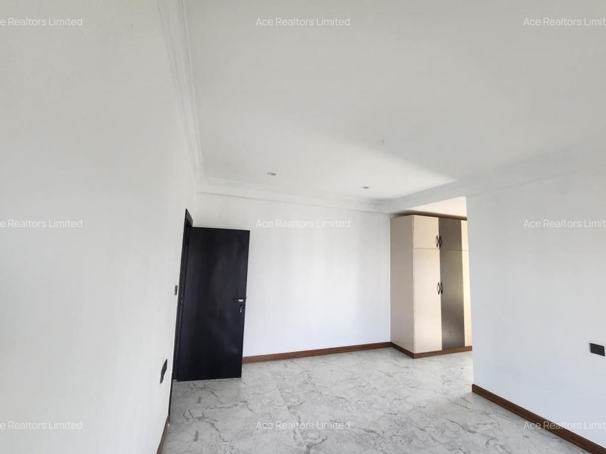 Serviced 3 Bed Apartment with En Suite at Mandera Road - 9
