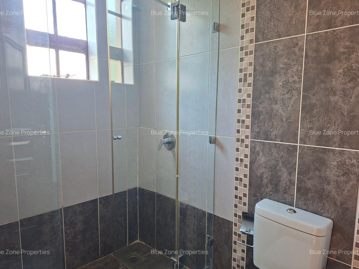 4 Bed Townhouse with En Suite at Rosslyn Lone Tree Estate Rd - 18