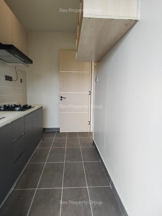 2 Bed Apartment with En Suite in Lavington - 4
