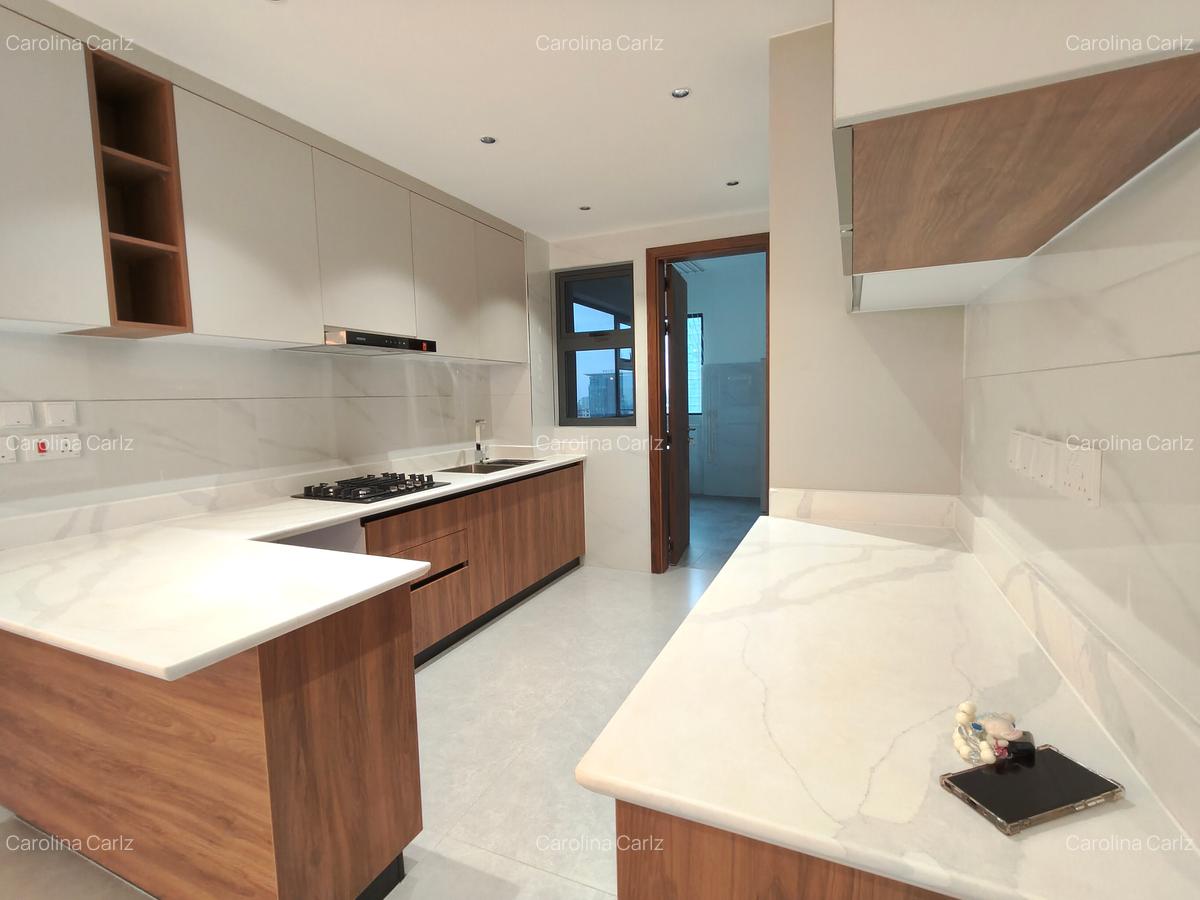 2 Bed Apartment with En Suite at Mwanzi Road Off Peponi Road - 4