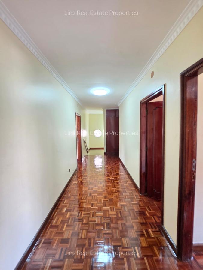 4 Bed Townhouse with En Suite in Kilimani - 15