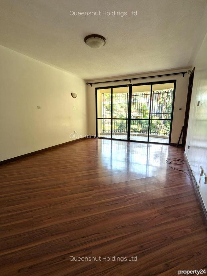 4 Bed Townhouse with En Suite in Westlands Area - 6