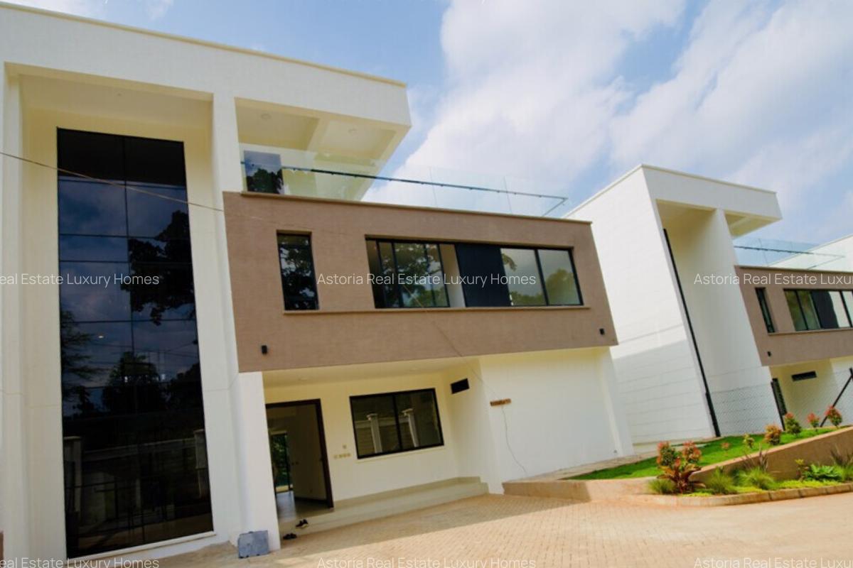 6 Bed Villa with En Suite at 2026-183 6 Bed - 1