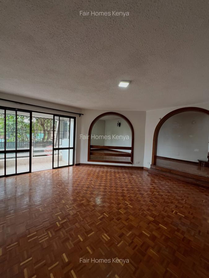 5 Bed Townhouse with En Suite at James Gichuru - 10