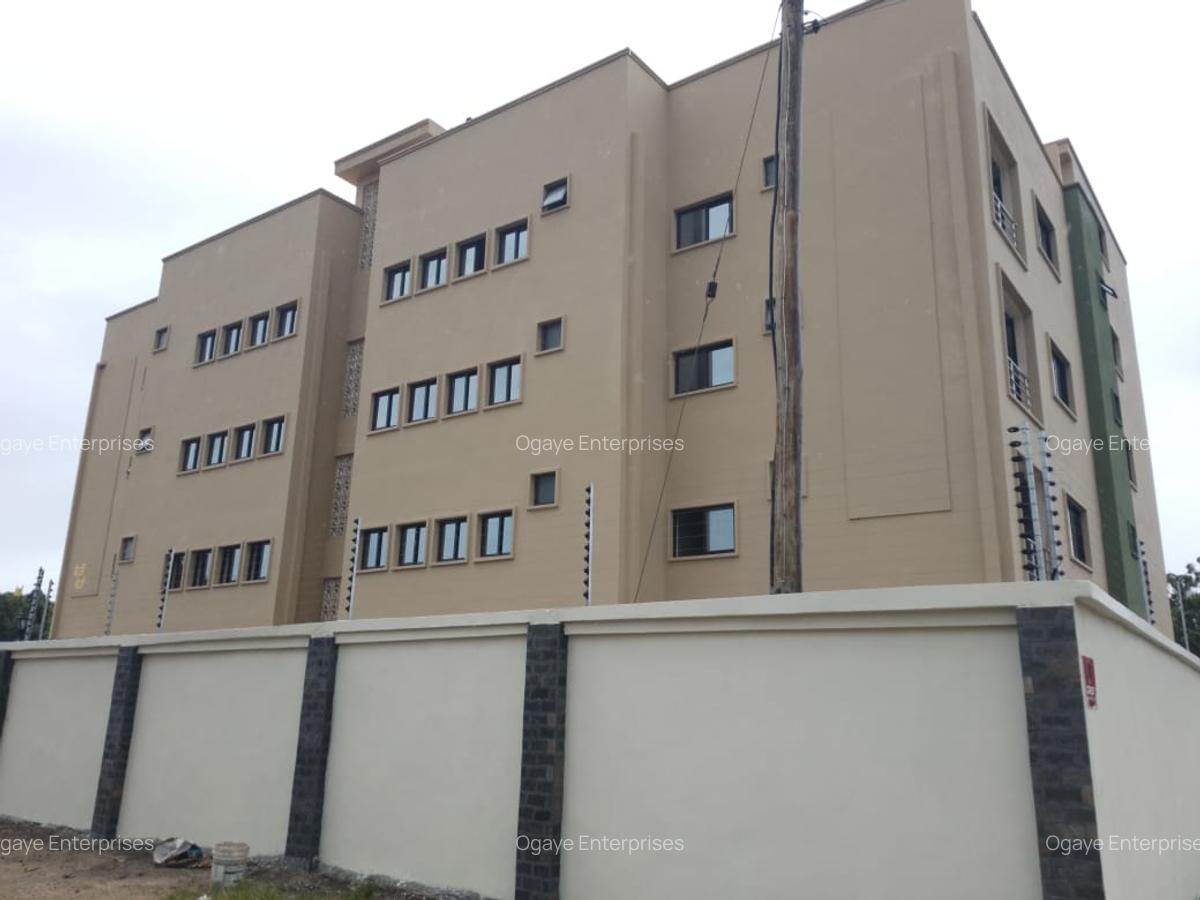 4 Bed Apartment with En Suite at Moyne Drive - 1