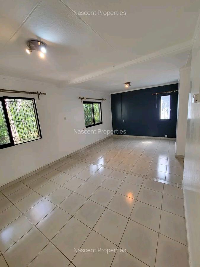 3 Bed House with En Suite in Loresho - 9