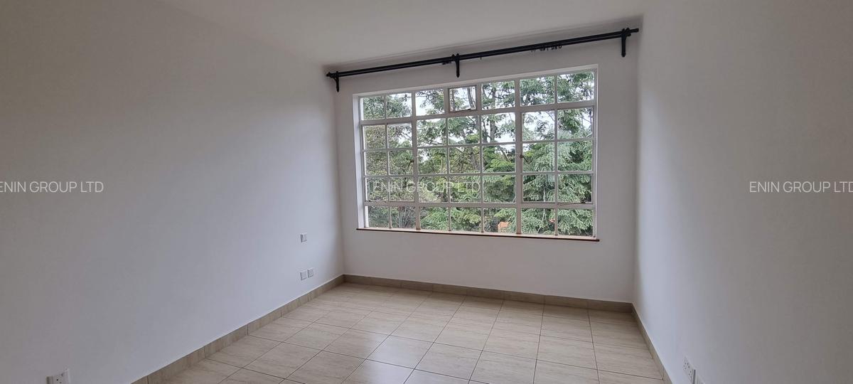 Serviced 3 Bed Apartment with En Suite at Valley Arcade - 9