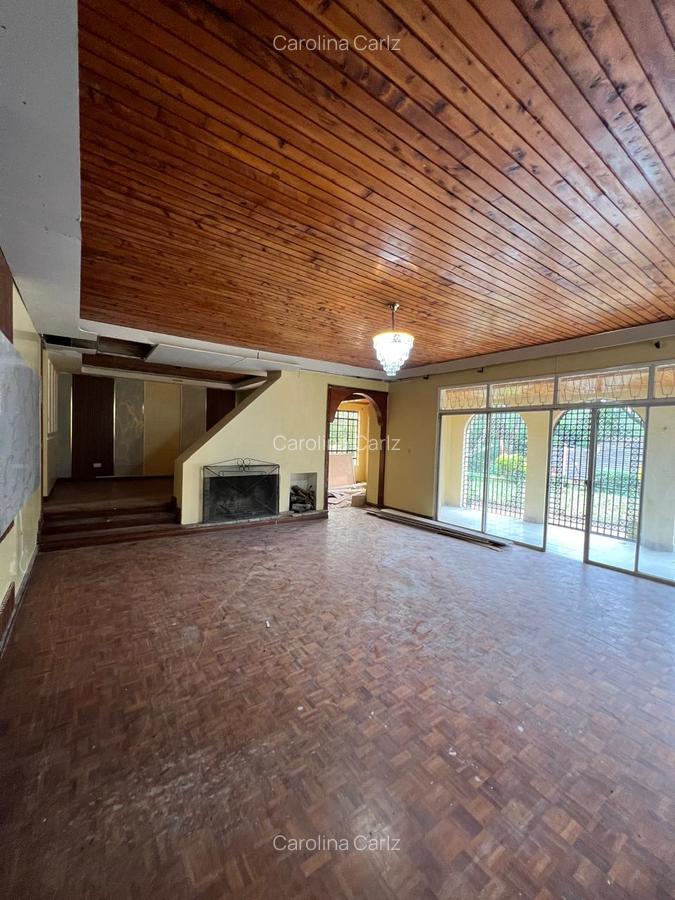 5 Bed House with En Suite in Loresho - 6