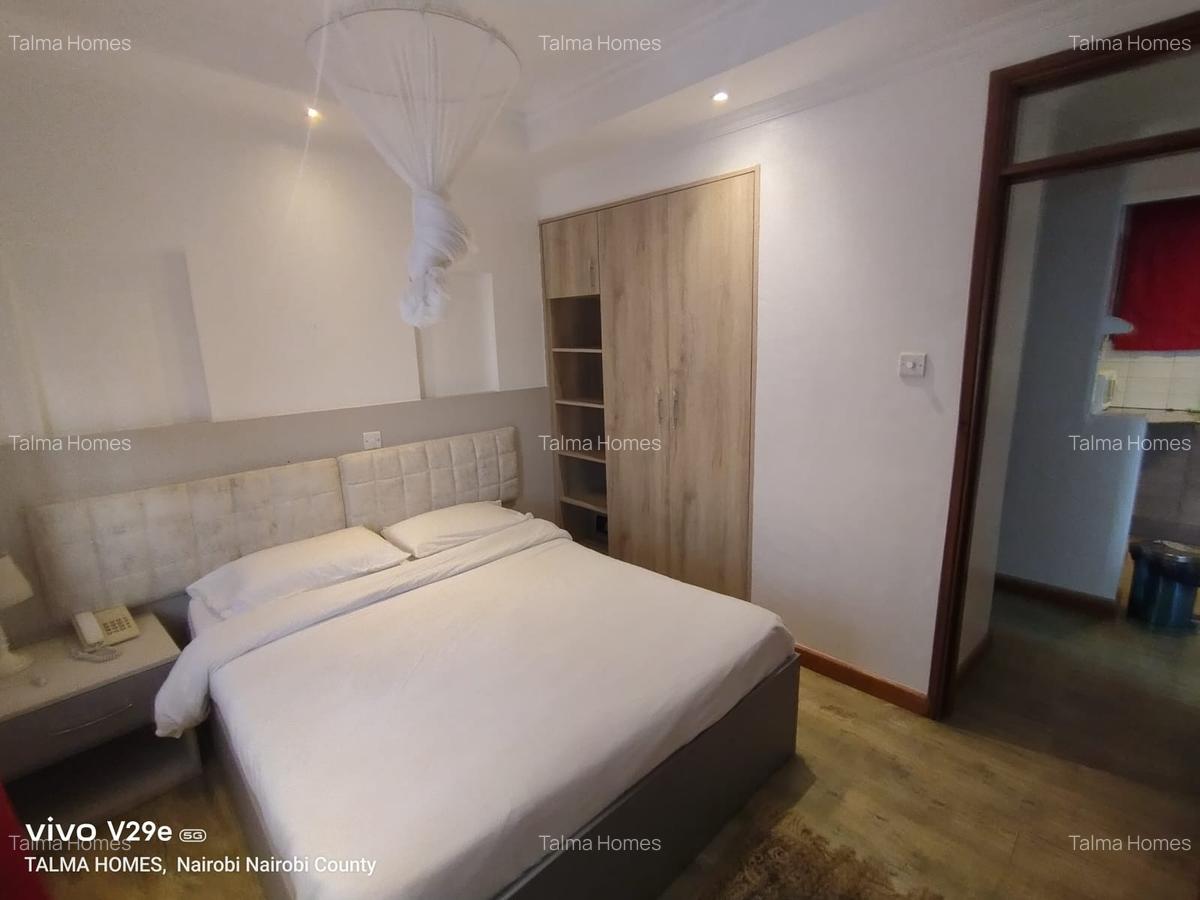 Serviced 2 Bed Apartment with En Suite at Near Sarit Centre - 12
