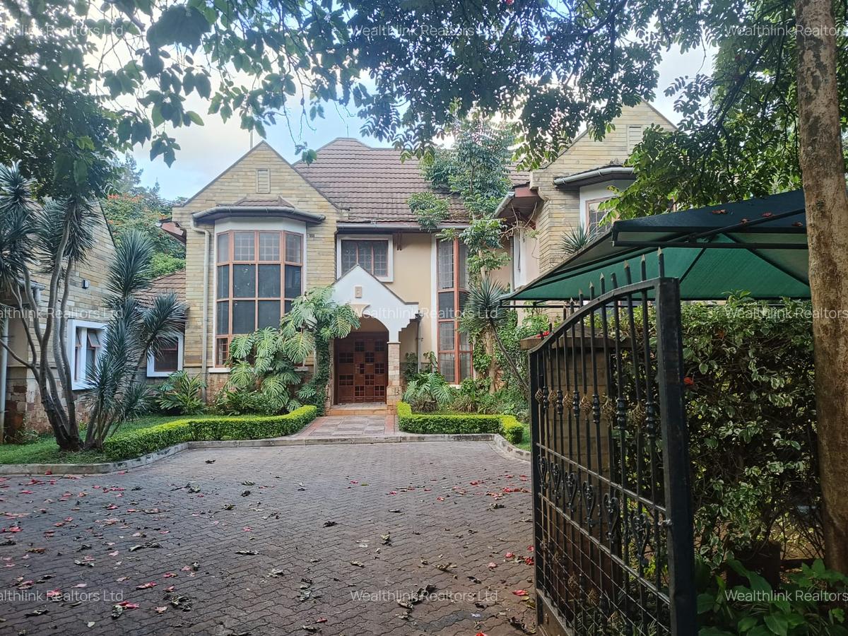 4 Bed Townhouse with En Suite at Runda - 1