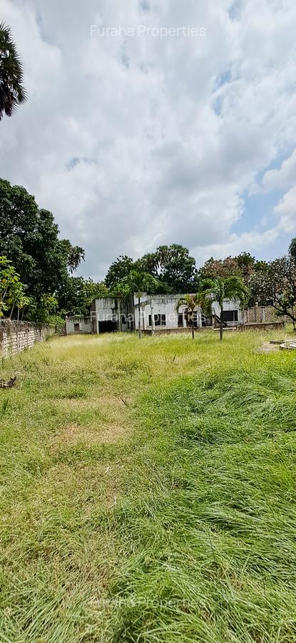 3 Bed Villa with En Suite at Malindi - 8